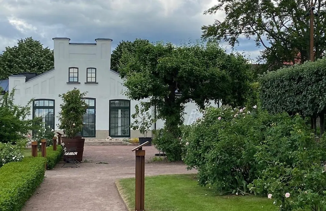 Modernt boende med perfekt läge i Jönköping-1